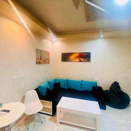 Luxury Apartment With Jacuzzi On Republic Square Yerevan Ngoại thất bức ảnh
