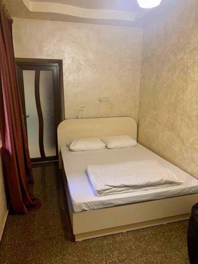 Luxury Apartment With Jacuzzi On Republic Square Yerevan Ngoại thất bức ảnh