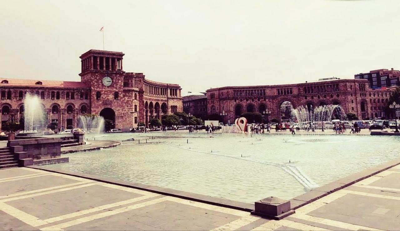 Luxury Apartment With Jacuzzi On Republic Square Yerevan Ngoại thất bức ảnh